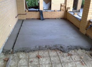 Как восстановить бетонный пол в гараже или производственном помещении